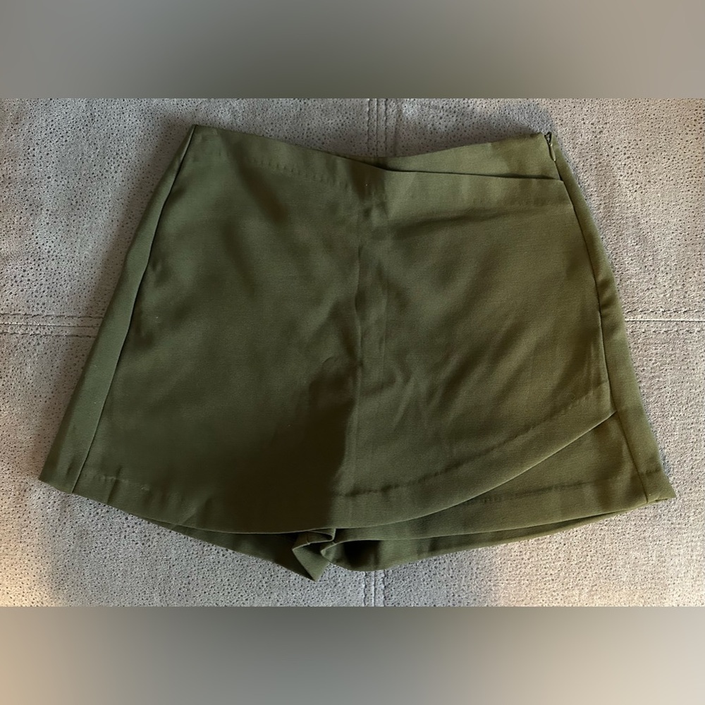 Stradivarius Skort - Women’s - XS